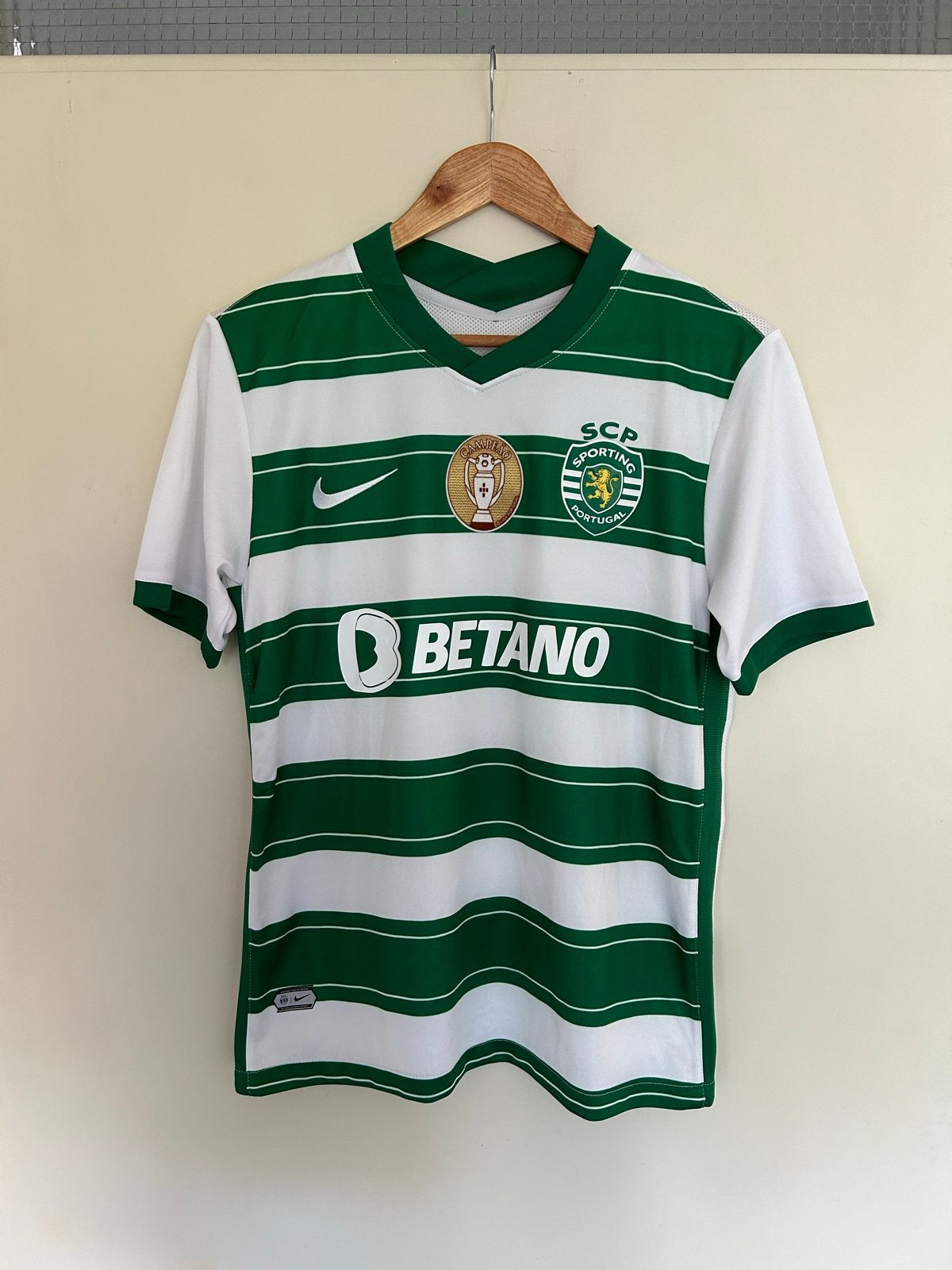Sporting Lissabon 2020-2021 Thuisshirt Maat S Carvalho, Sport en Fitness, Voetbal, Maat S, Verzenden, Zo goed als nieuw, Shirt