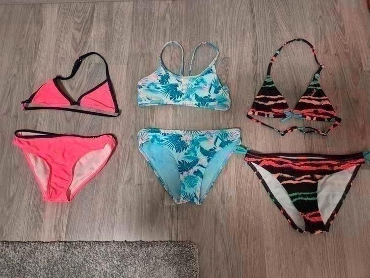 3 x bikini maat 152, Kinderen en Baby's, Kinderkleding | Maat 152, Protest, Meisje, Sport- of Zwemkleding, Ophalen of Verzenden