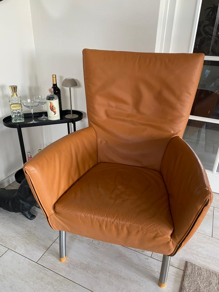 FOXX fauteuil | Gerard van den Berg | cognackleurig, Huis en Inrichting, Fauteuils, Ophalen, Zo goed als nieuw, 75 tot 100 cm