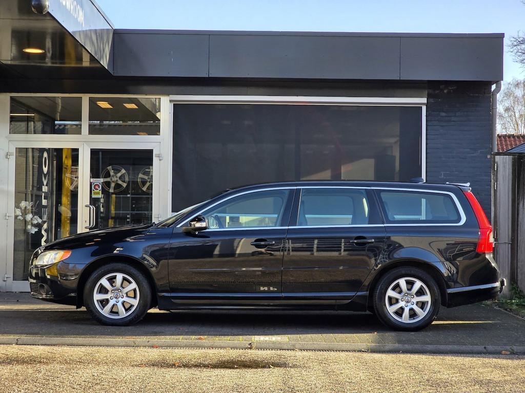 Volvo V70 2.5T Ocean Race YOUNGTIMER / BLIZ / LEDER / NAVI /, Auto's, 1567 kg, 93 €/maand, Euro 4, Geïmporteerd