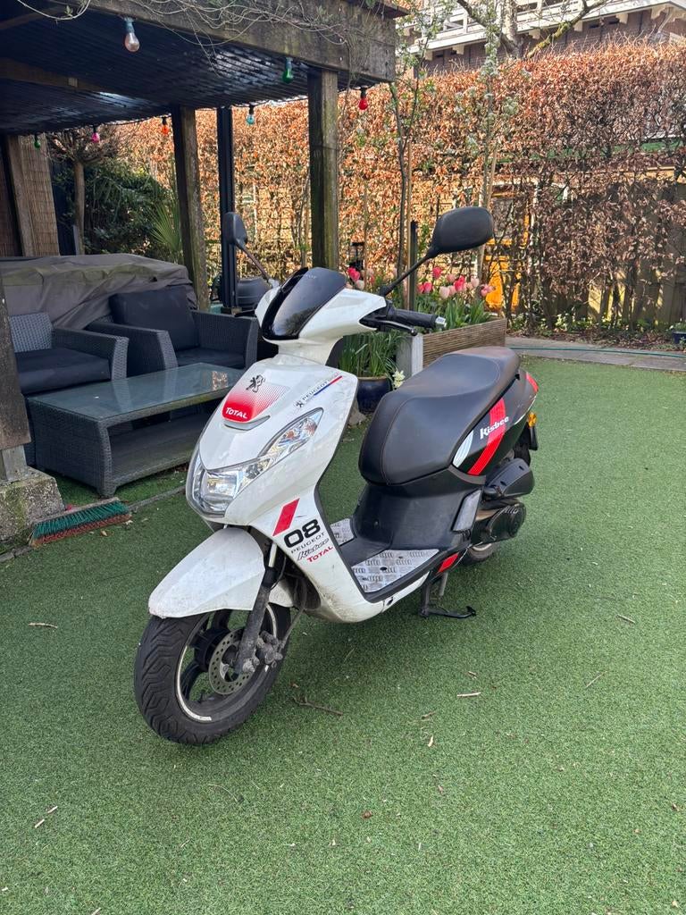 Peugot kisbee 2020 geel kenteken, Ophalen, Gebruikt, Overige modellen, Maximaal 45 km/u