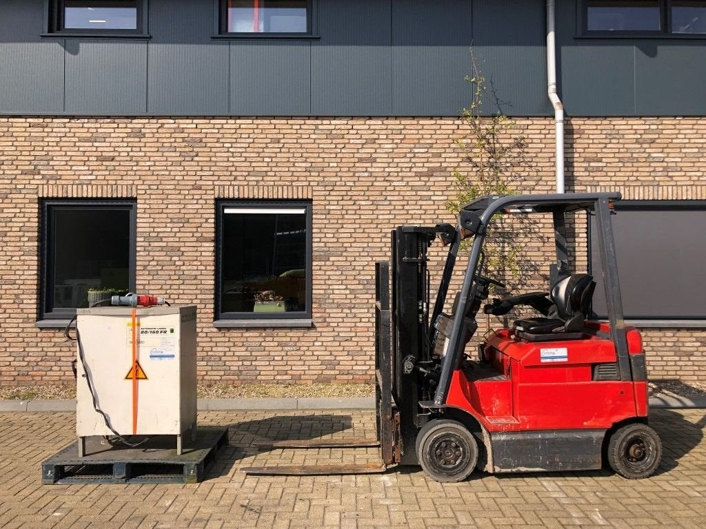 Toyota 1.6 ton Triplex Freelift Sideshift Elektra Heftruck, Zakelijke goederen, Machines en Bouw | Heftrucks en Intern transport