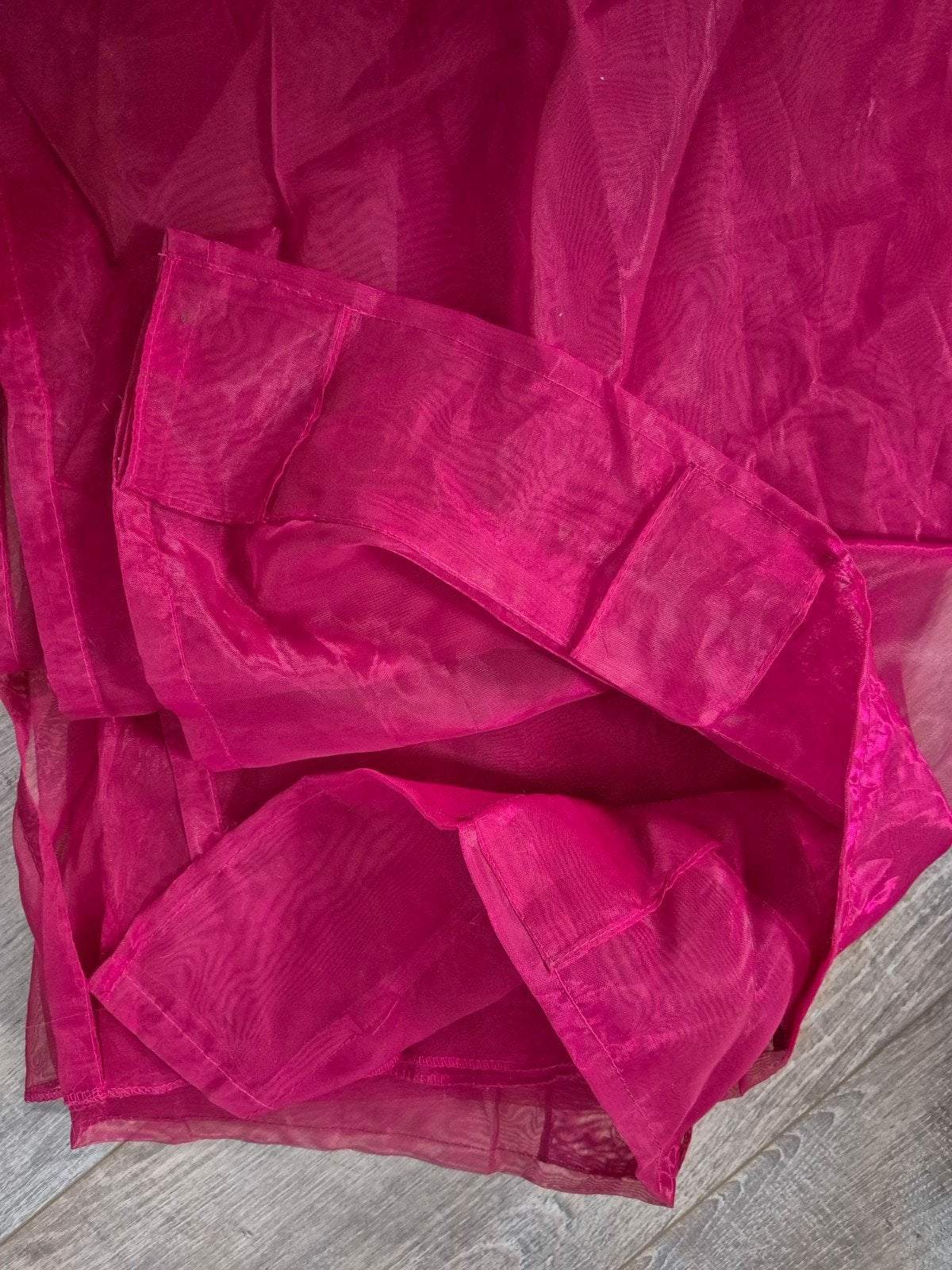 6 fuchsia roze voile organza gordijnen, Vitrage, Gebruikt, Ophalen of Verzenden, Lichtdoorlatend
