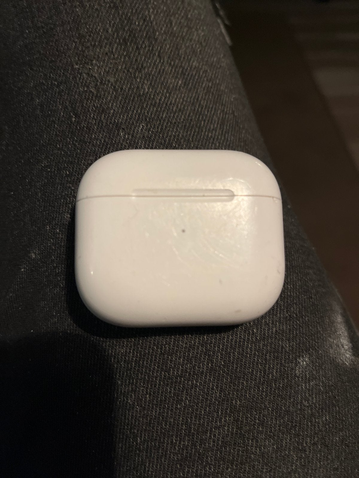Iphone earplugs Gevonden op IJsselbrug Hattem ( rode brug )