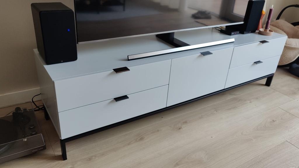 Design TV meubel Marcell, Ophalen, Overige materialen, Gebruikt, 150 tot 200 cm
