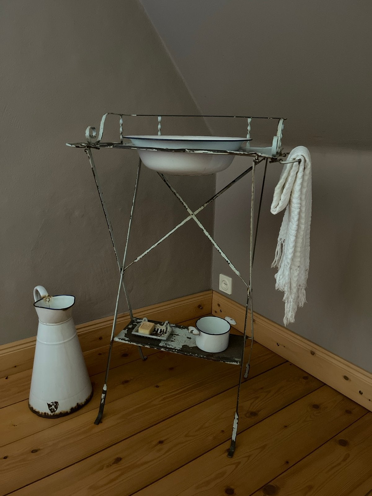 Antieke ijzeren Wastafel, Ophalen