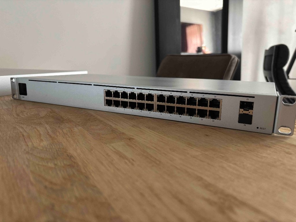 UniFi Switch 24, Ophalen