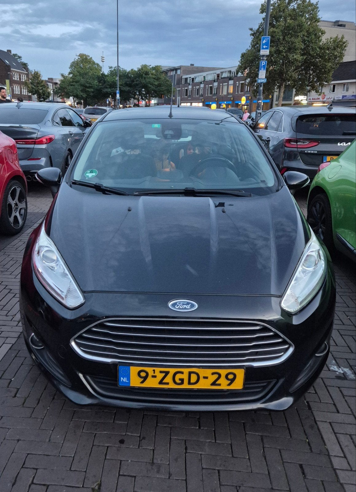 Ford Fiesta Titanium 1.6 TDCi NAP, Auto's, Voorwielaandrijving, 96 €/maand, Zwart, Origineel Nederlands