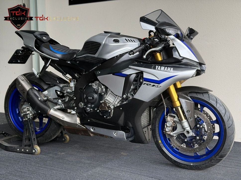 YAMAHA YZF R1M R1 M BLIPPER AKRAPOVIC ÖHLINS R6 R7 R9, Motoren, Motoren | Yamaha, 4 cilinders, Motorrijbewijs A, Bedrijf, Super Sport