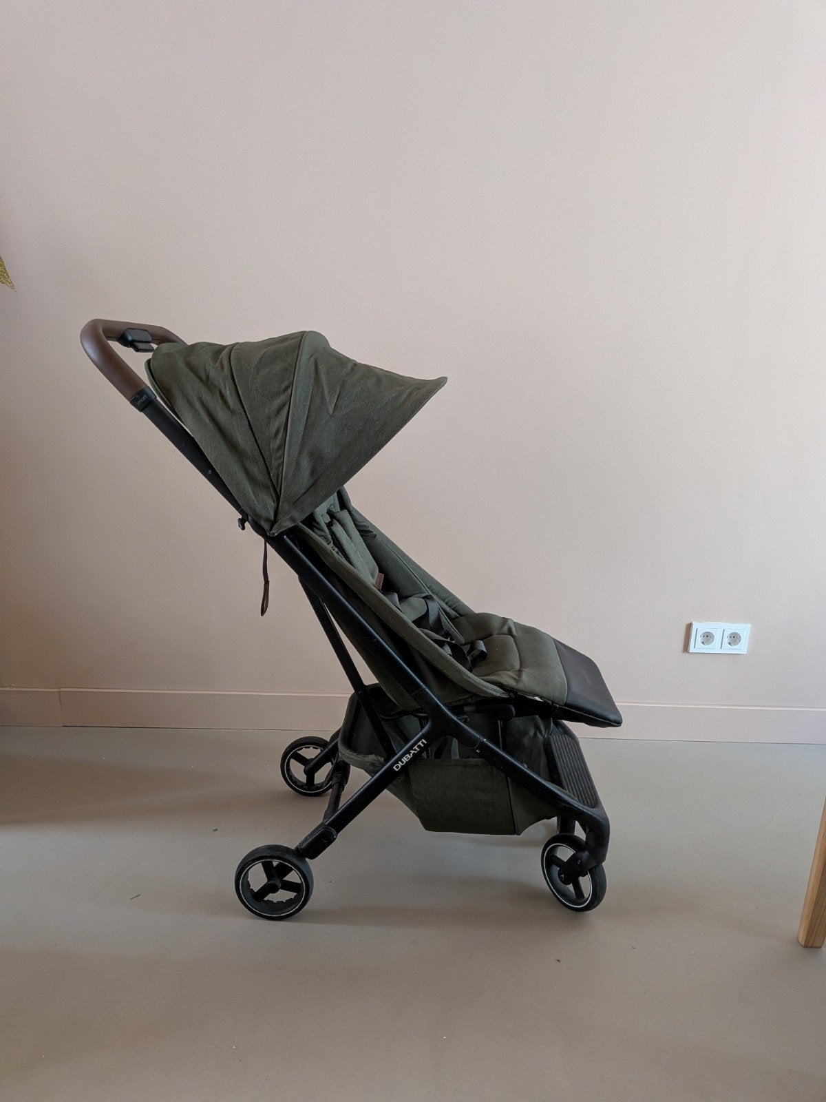 Dubatti Buggy - Donkergroen, Compact & Ruim, Kinderen en Baby's, Buggy's, Ophalen, Gebruikt, Overige merken, Zonnekap