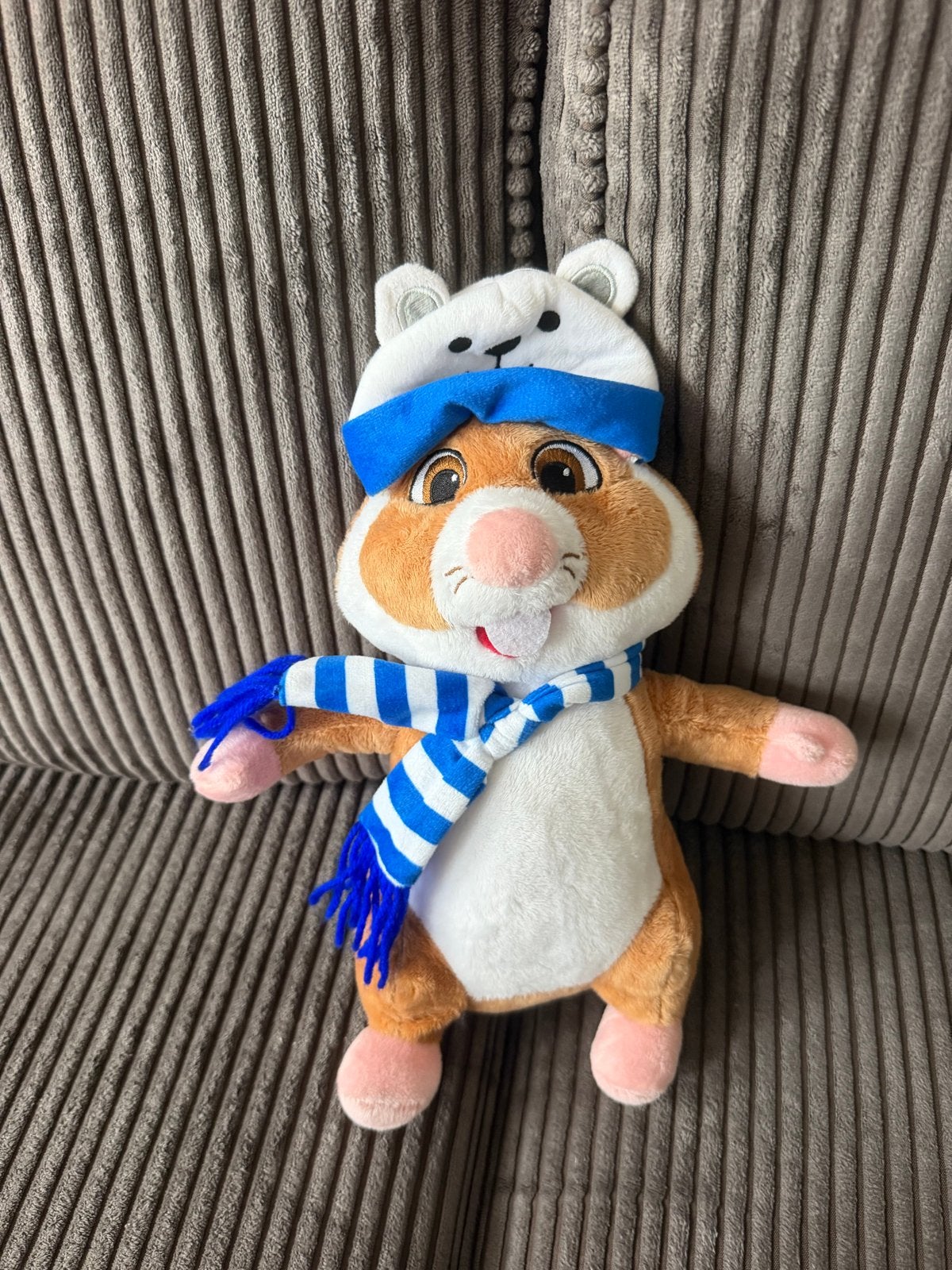 AH Hamster  Winter knuffel met muts en sjaal, Overige merken, Overige karakters, Hamster, Ophalen of Verzenden