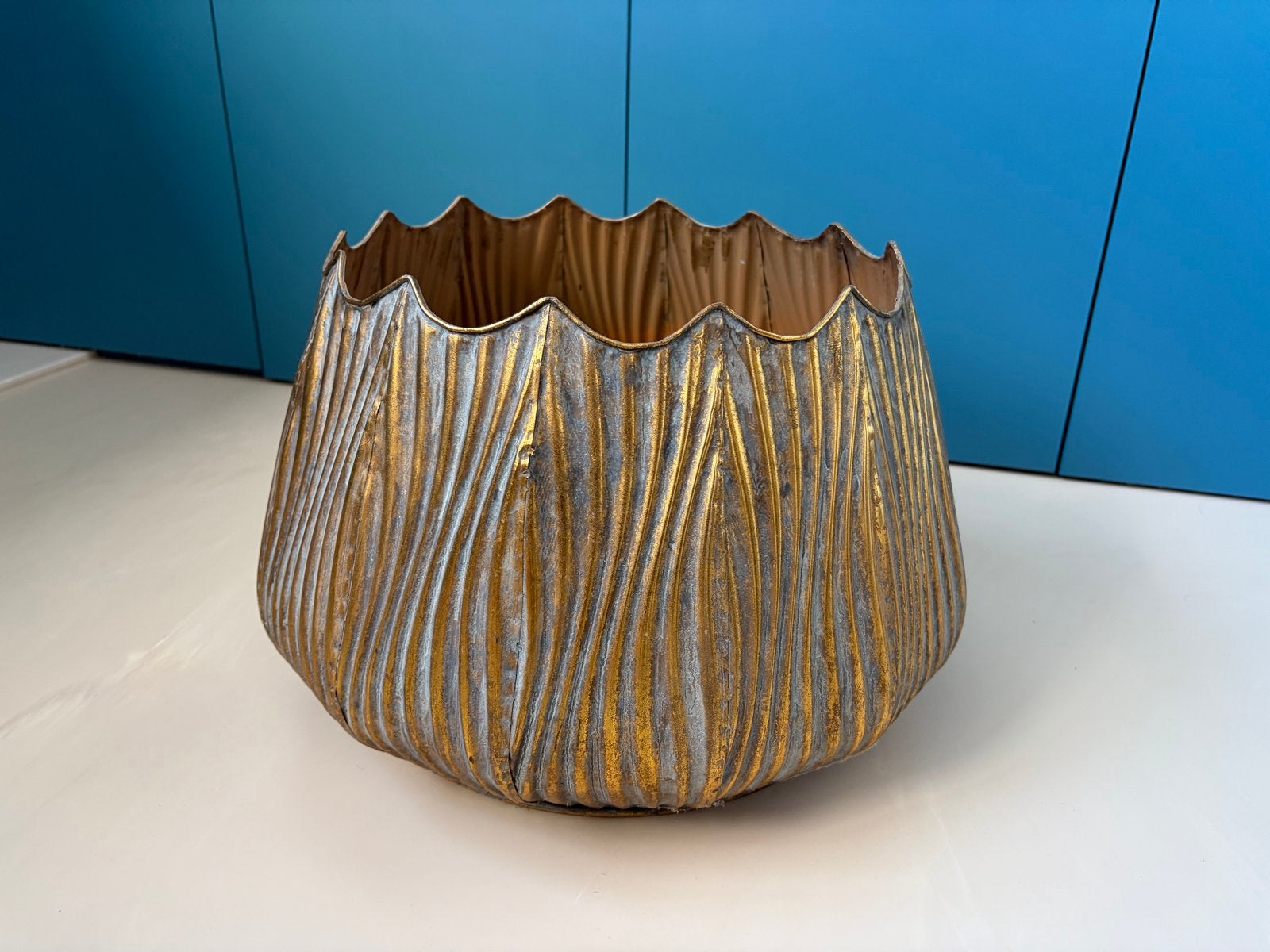 Gouden plantenpot, 43 cm rond, 29 cm hoog, Ophalen, 40 cm of meer, Rond, Binnen