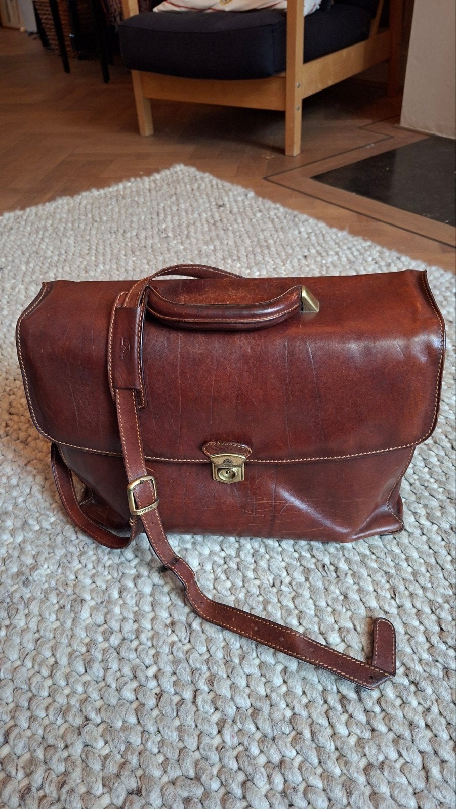 Tony Perotti Leren Schoudertas / Visite-tas - Goede Staat, Gebruikt, Bruin, Leer, Ophalen