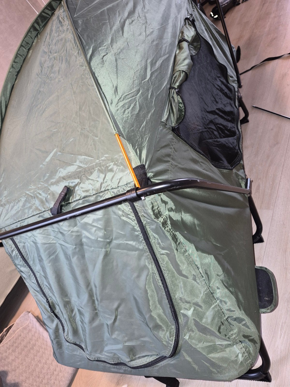 1-Persoons Veldbed Tent / Camping Tentcot – Zo goed als nieu, Ophalen