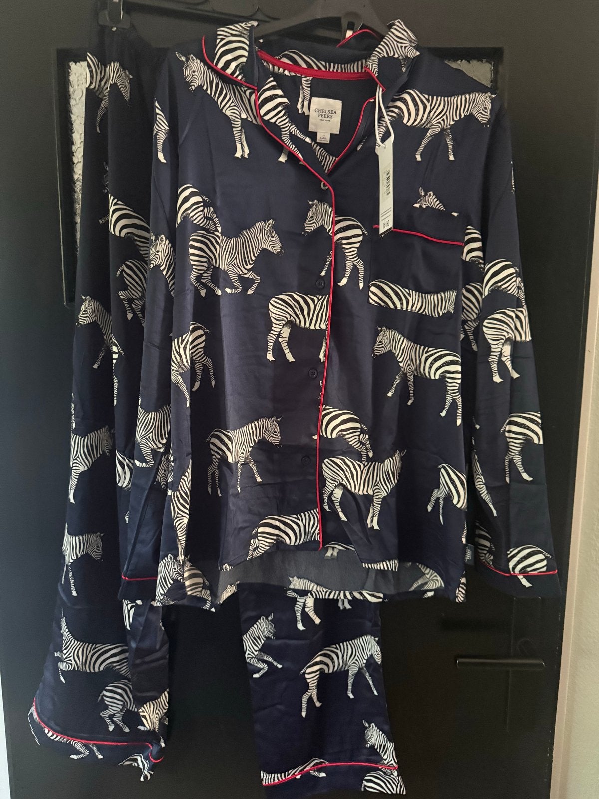 Chelsea Peers pyjama set met zebraprint satijn - Nieuw, Kleding | Dames, Pyjama's, Ophalen, Nieuw, Maat 42/44 (L)