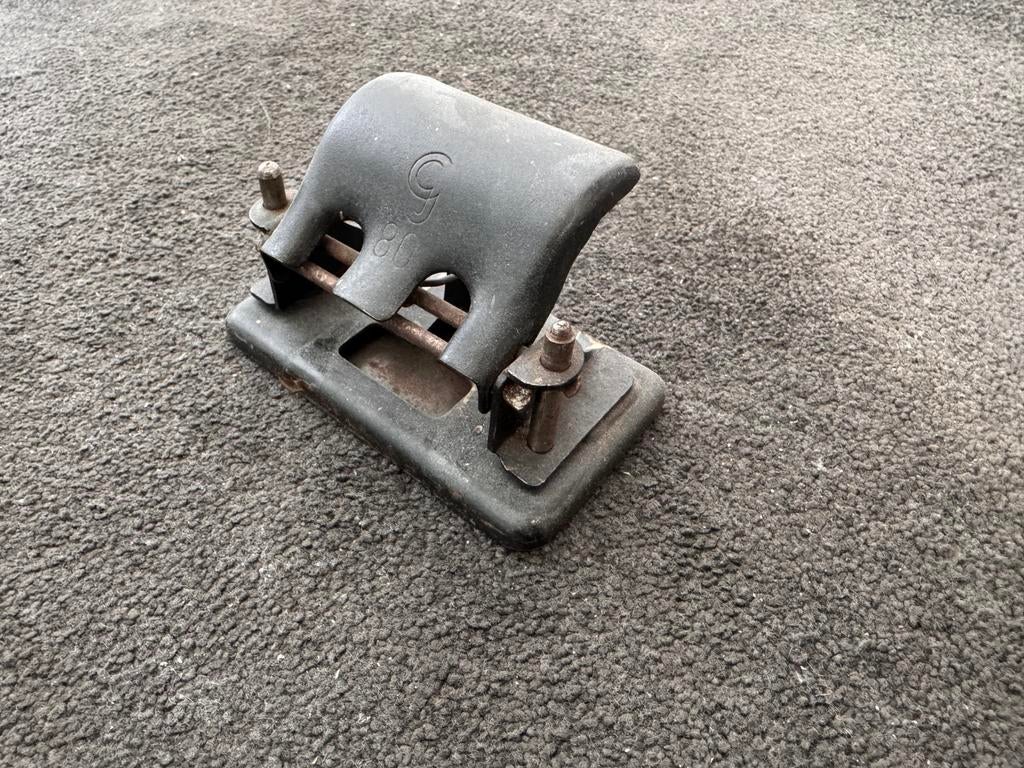 Vintage perforator, Ophalen of Verzenden