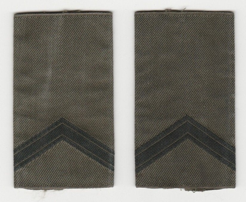 Set rangen epauletten Sergeant (GVT, zwart) (B11), Verzenden, Landmacht, Nederland, Embleem of Badge