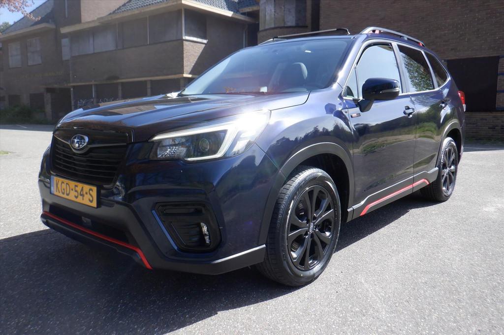 Subaru Forester 2.0i e-BOXER 150pk CVT First Edition-PAN.DAK, 12 maanden, 4 cilinders, Blauw, Leder en Stof