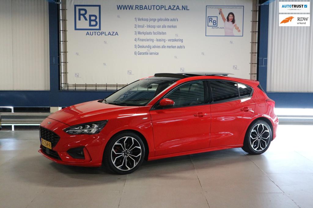Ford Focus 1.0 EcoBoost ST Line Business 12 MAANDEN GARANTIE, 125 pk, Gebruikt, Euro 6, Leder en Stof