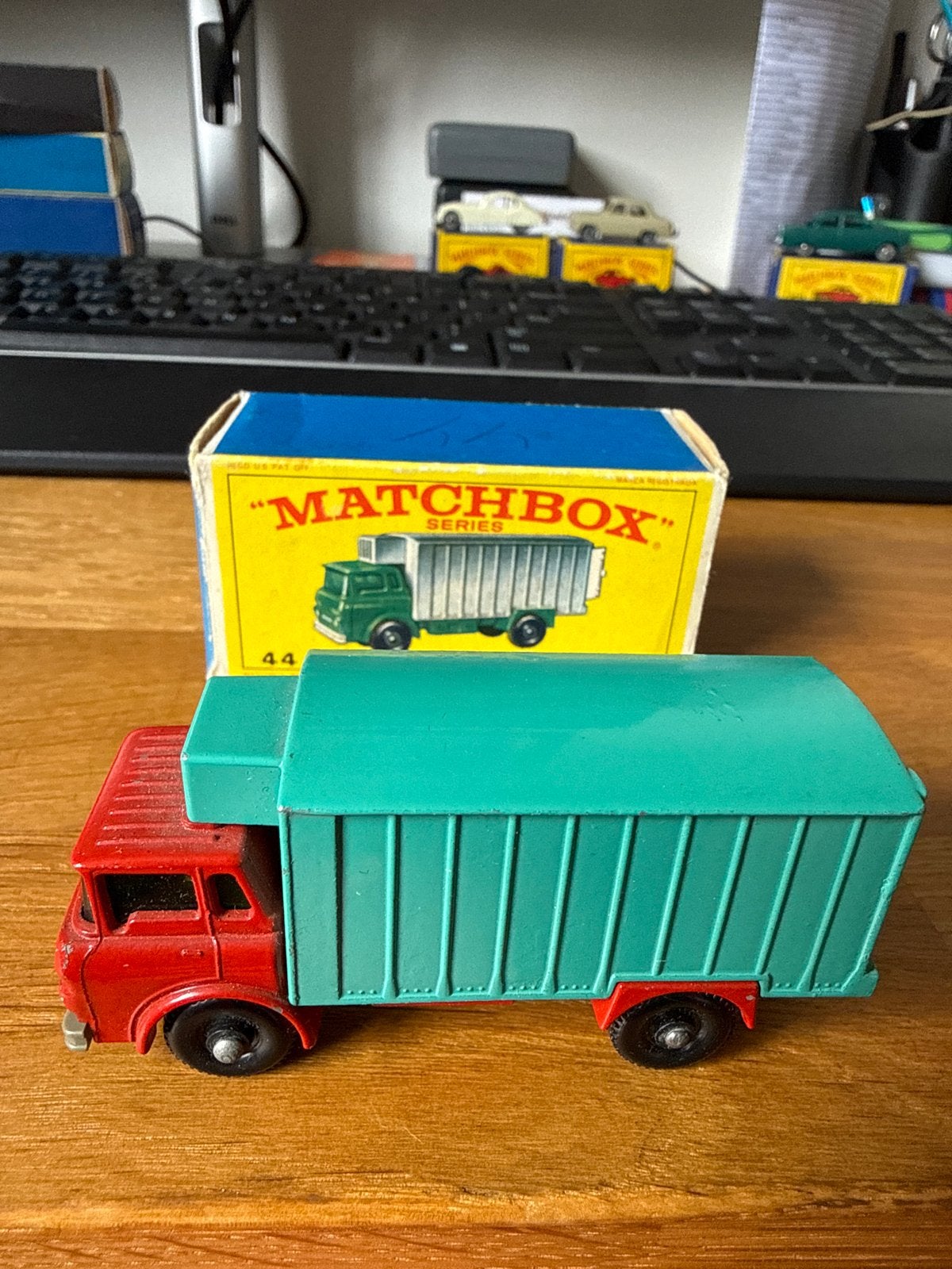 Matchbox RW 44 Refrigerator Truck met originele doos, Hobby en Vrije tijd, Verzenden, Gebruikt, Bus of Vrachtwagen