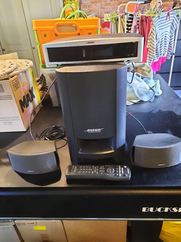 bose 321, 70 watt of meer, Zo goed als nieuw, 3.1-systeem, Dvd-speler