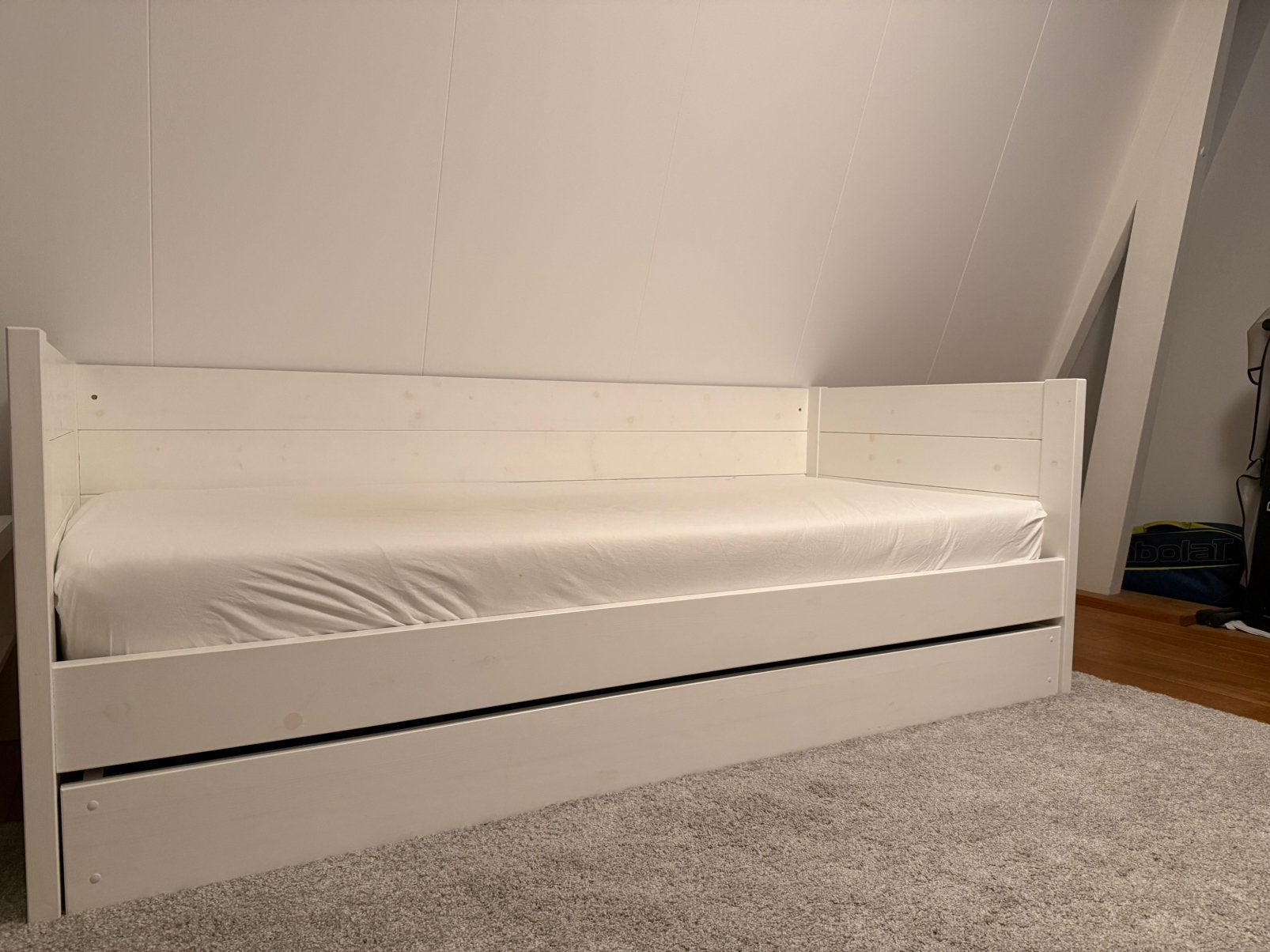 Bedbank Sam incl. matras 90x200cm, 85 tot 100 cm, Zo goed als nieuw, 180 cm of meer, Ophalen