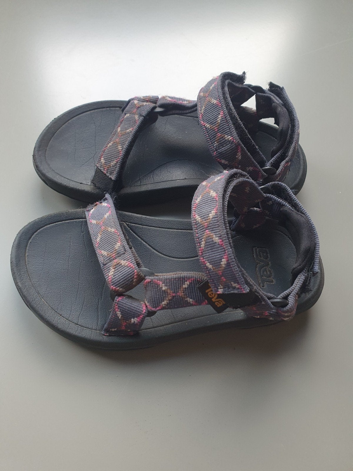 Teva sandalen - Comfortabel en stijlvol maat 29, Kinderen en Baby's, Gebruikt, Meisje, Overige typen, Teva