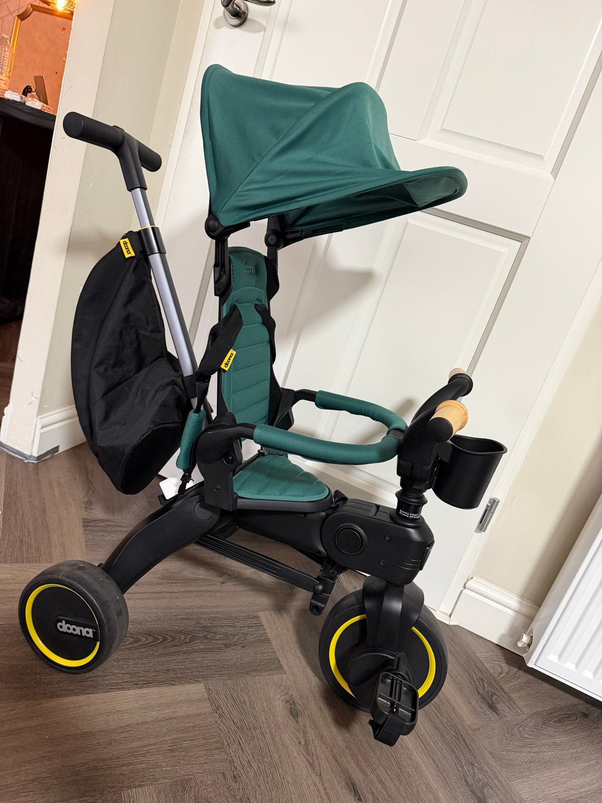 Doona Liki Trike S3 Opvouwbare Driewieler Groen, Ophalen, Zo goed als nieuw, Trapvoertuig