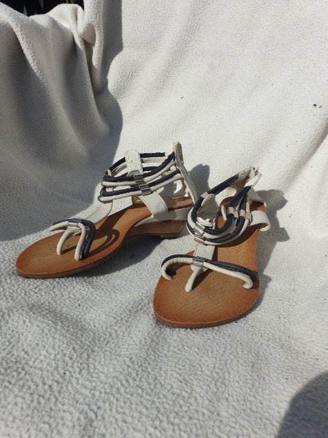 Gave sandalen, kleine sleehak. Mt 36. Merk Original Every 1, ., Wit, Zo goed als nieuw, .
