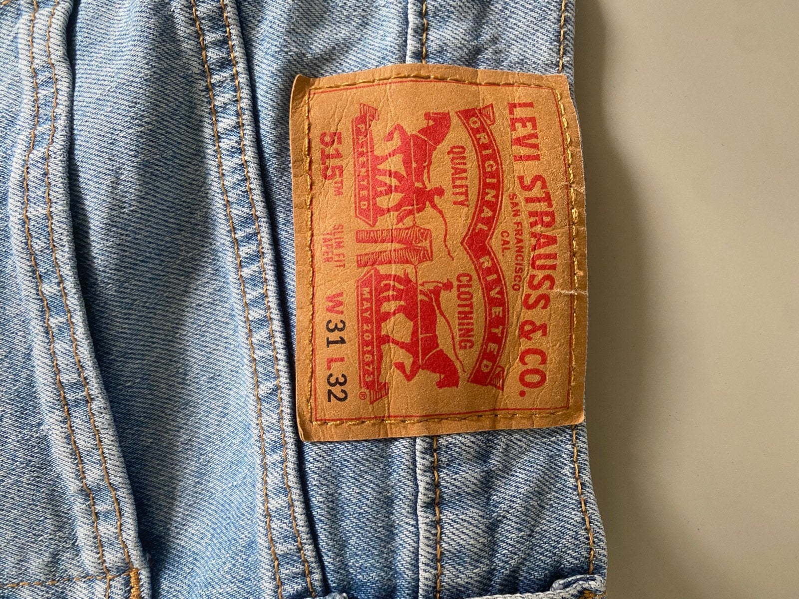 LEVIS herenjeans, Kleding | Heren, Spijkerbroeken en Jeans, Ophalen of Verzenden, Zo goed als nieuw, Blauw, Overige jeansmaten