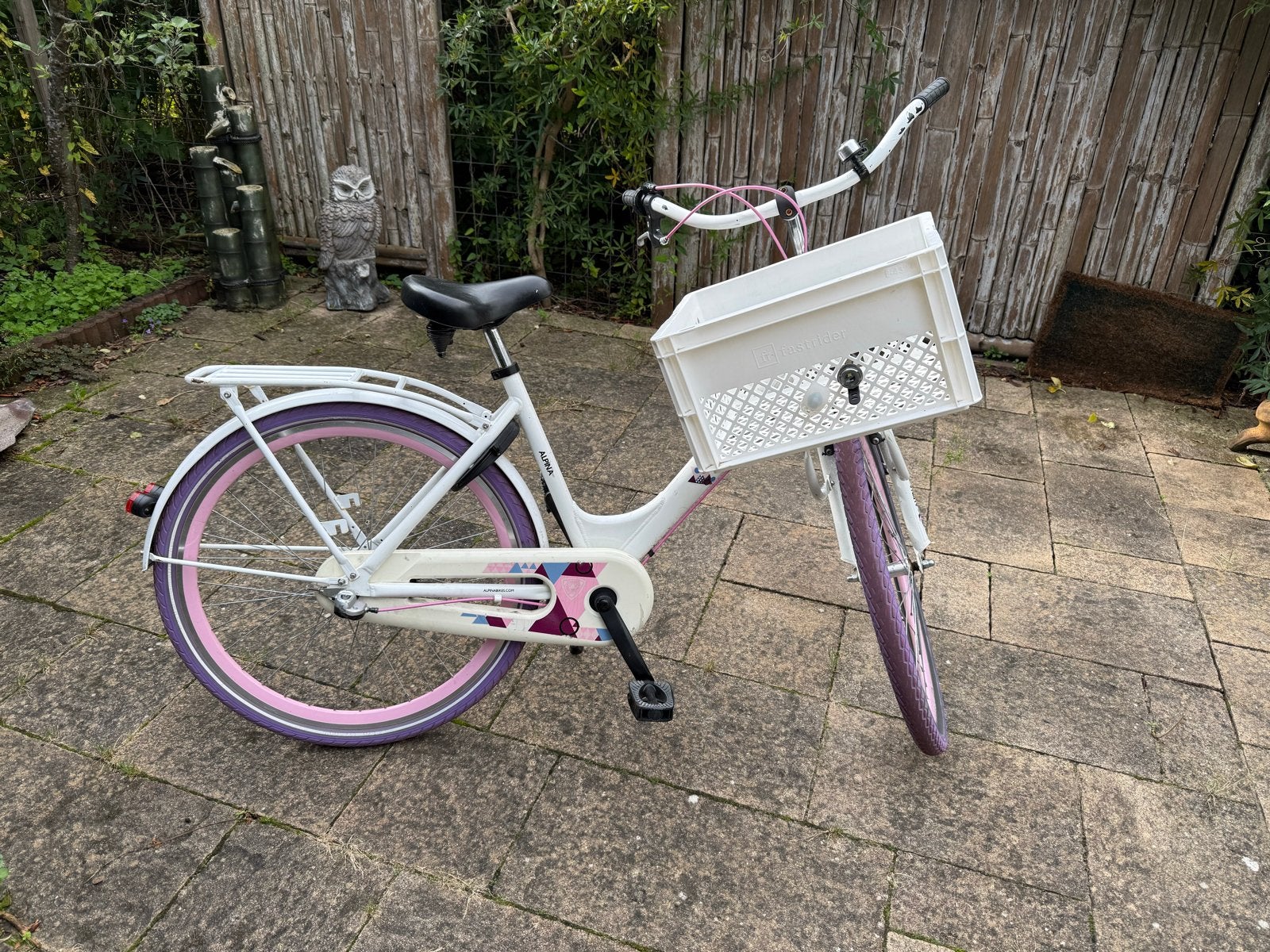 Alpina Clubb 26 inch meisjesfiets met mand, Fietsen en Brommers, 26 inch of meer, Gebruikt, Velgrem, Ophalen of Verzenden
