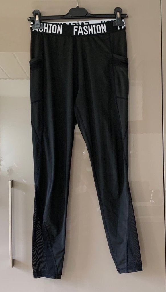 Zwarte sportbroek, maat S, Kleding | Dames, Zwart, Overige typen, Ophalen of Verzenden, Zo goed als nieuw