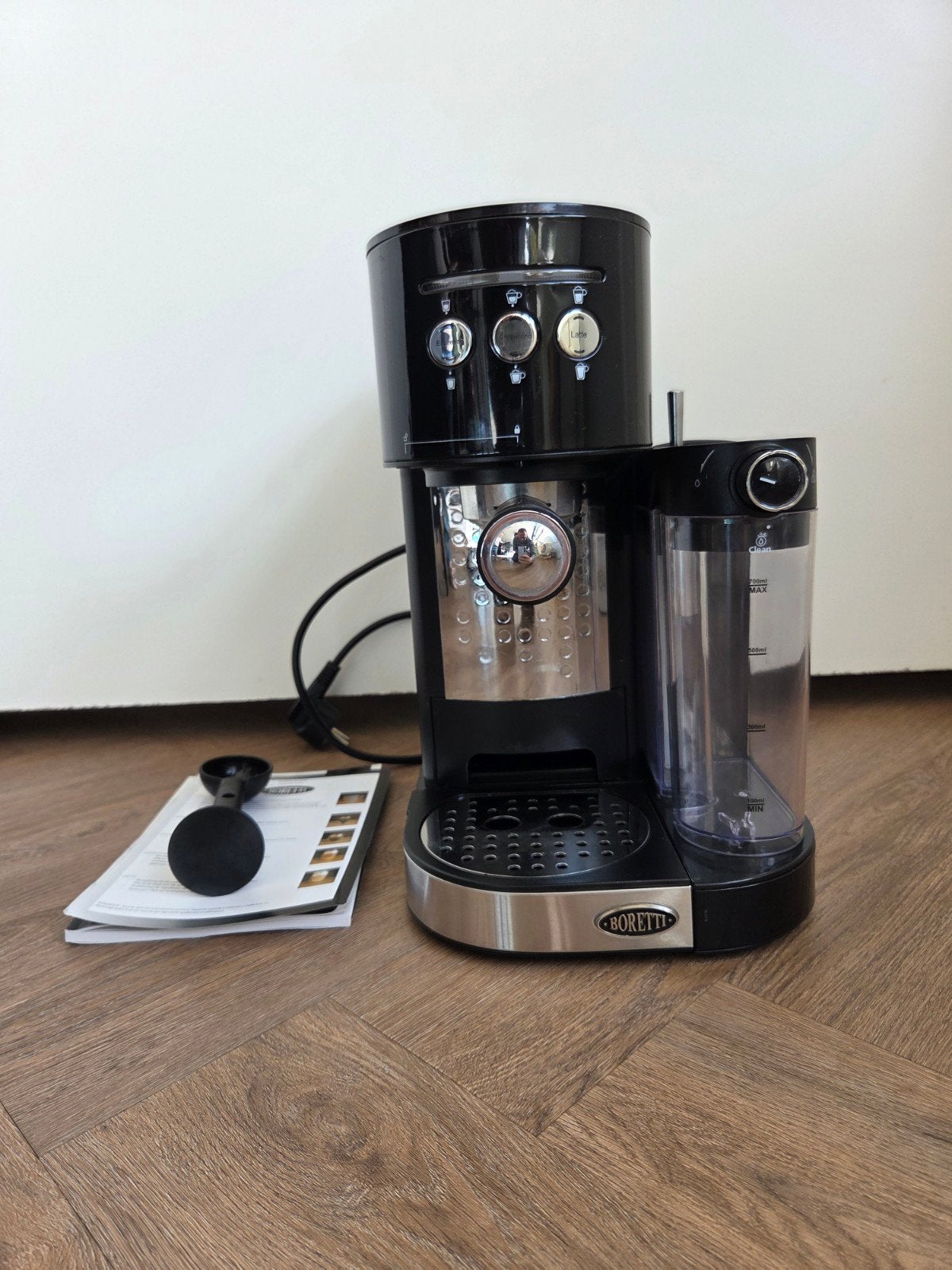 Boretti B400 Koffiezetapparaat, Afneembaar waterreservoir, Espresso apparaat, Gemalen koffie, Ophalen of Verzenden