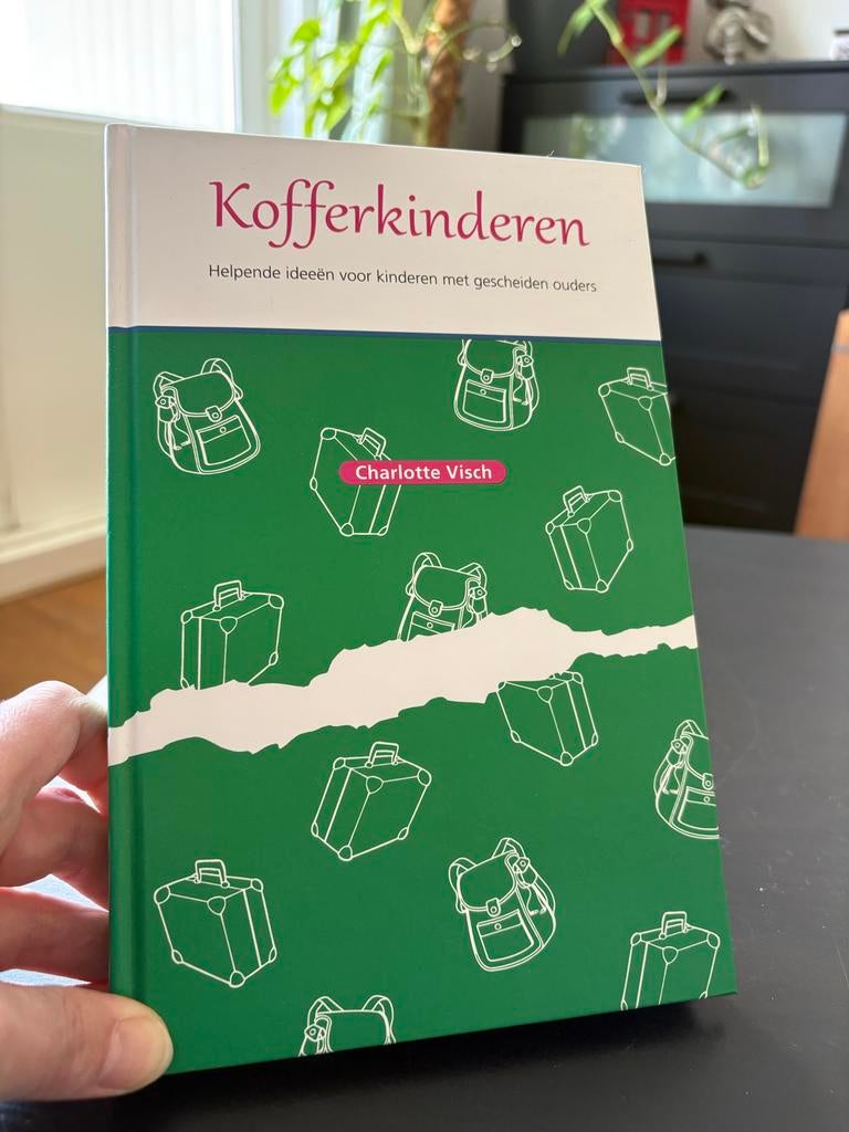 Kofferkinderen: Hulp bij scheiding voor kinderen en ouders, Ophalen of Verzenden, Zo goed als nieuw, 3 tot 4 jaar