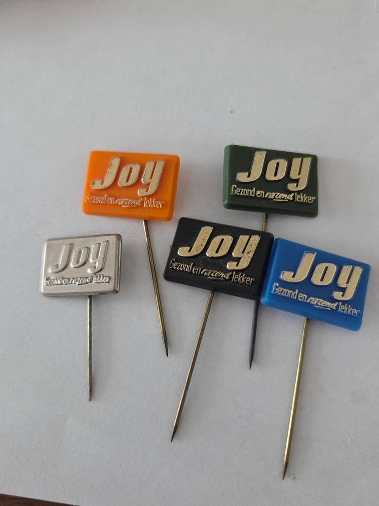 501 Vintage Joy Speldjes - Gezond en razend lekker, Ophalen of Verzenden, Gebruikt, Merk, Speldje of Pin