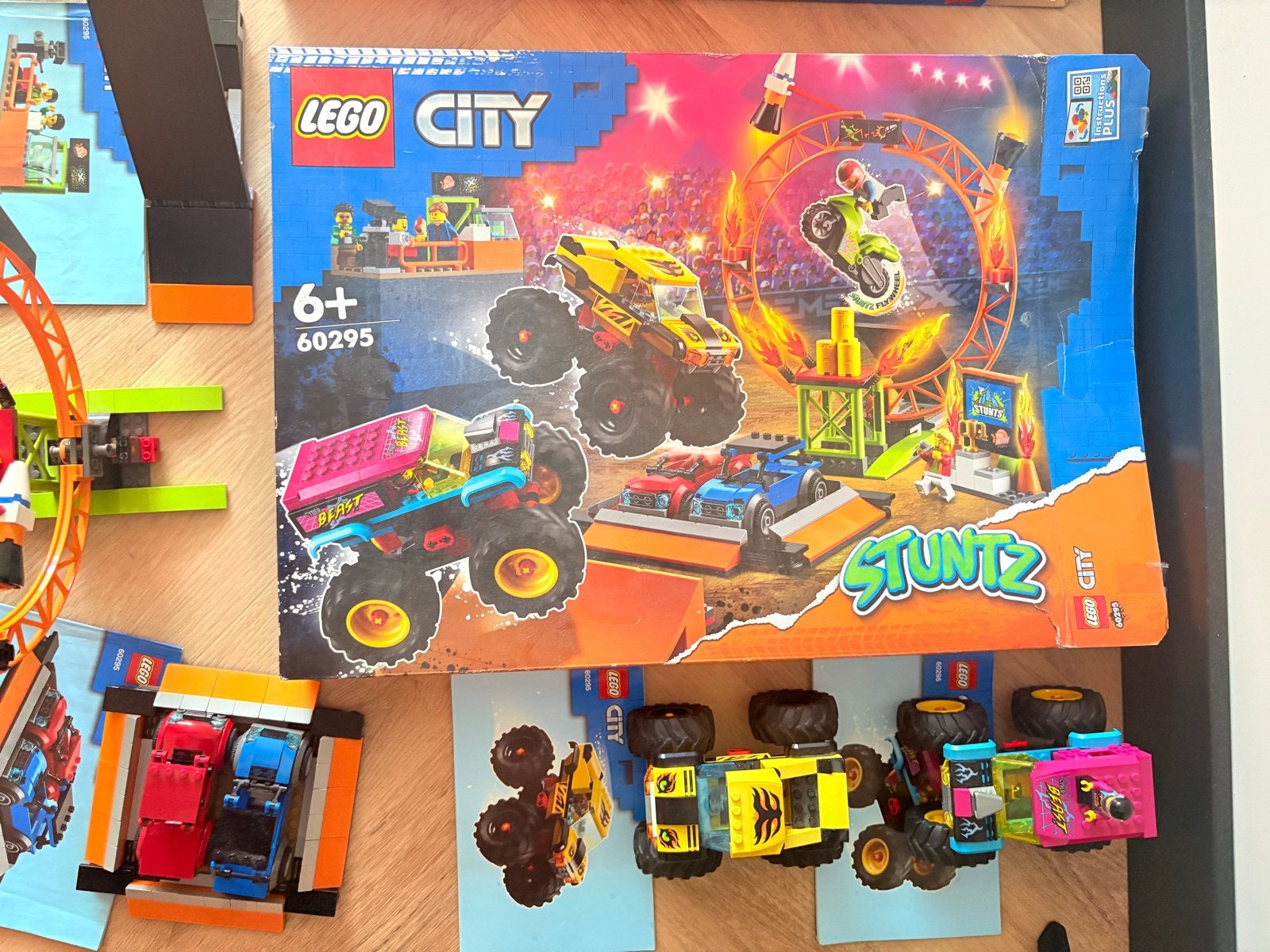 LEGO City Stuntz 60295 Stuntshow Arena, Ophalen of Verzenden, Zo goed als nieuw, Overige merken