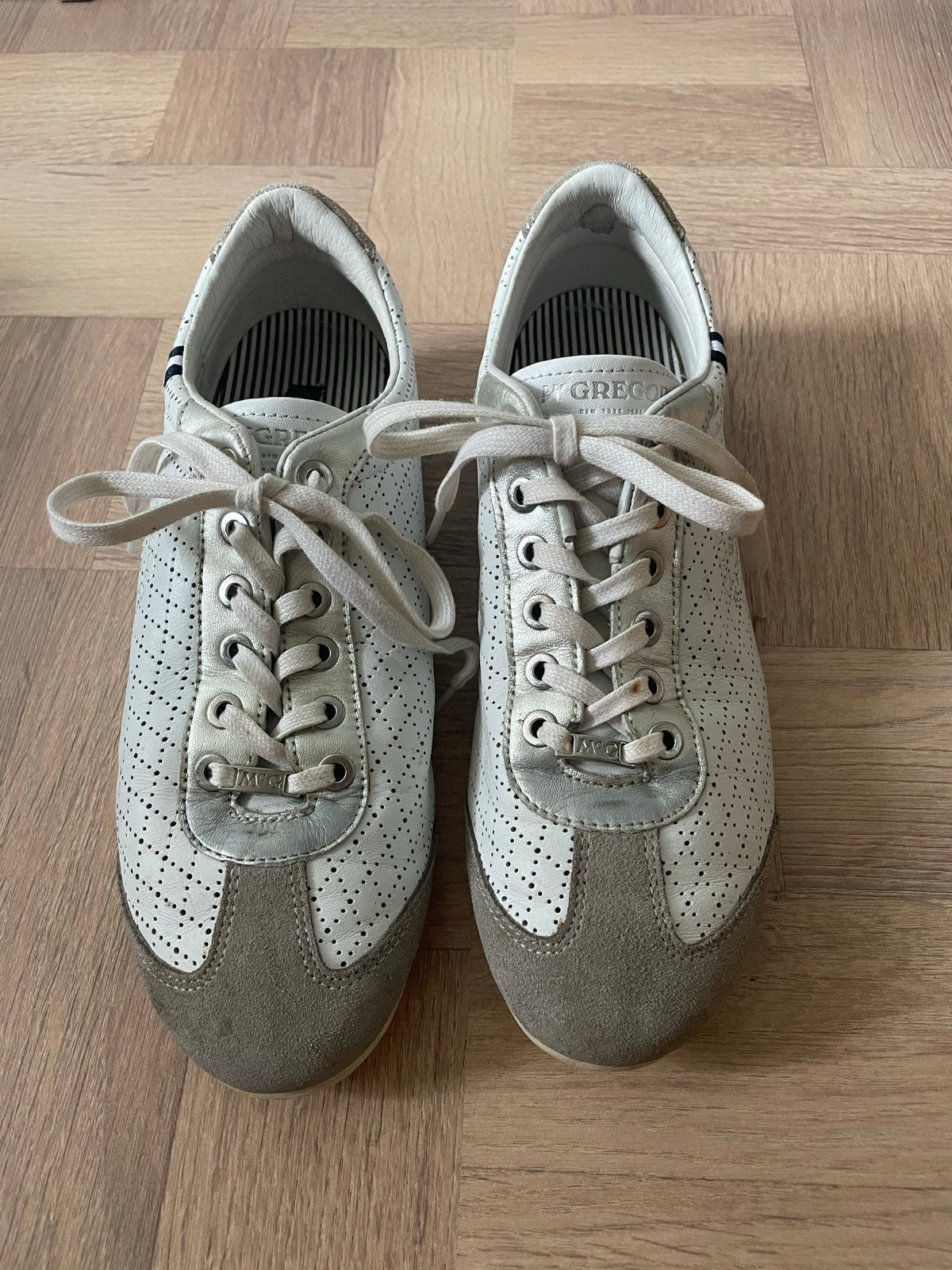 McGregor sneakers maat 40, Kleding | Dames, Wit, Ophalen of Verzenden, Sneakers of Gympen, Gedragen