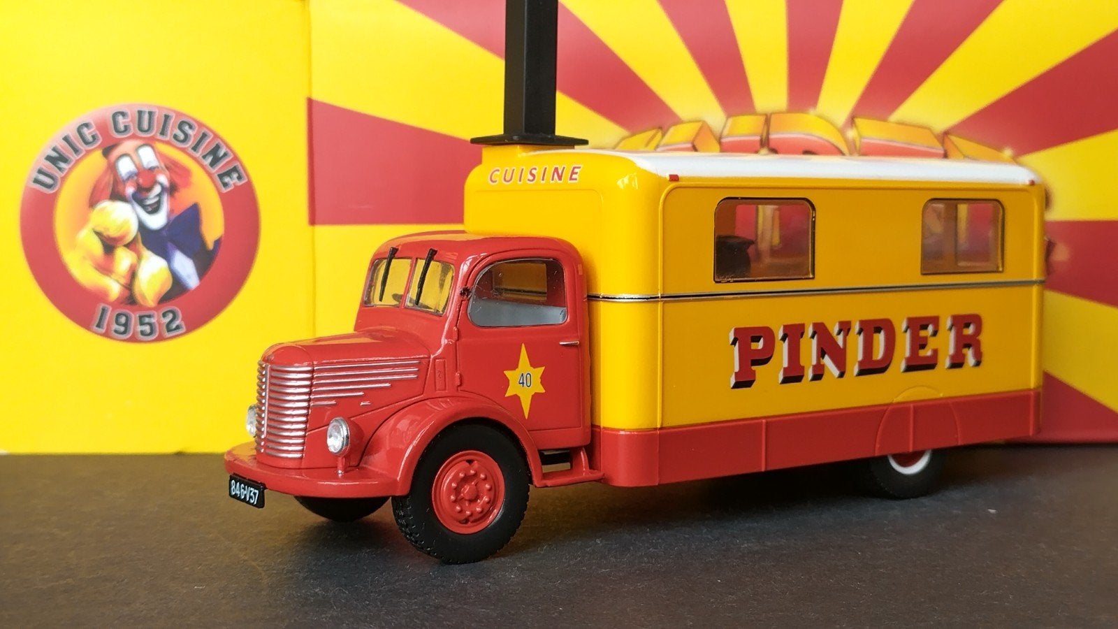 Unic Cuisine Circus Pinder Jean Richard 1:43 Direkt Pol, Hobby en Vrije tijd, Modelauto's | 1:43, Overige merken, ., Nieuw, Ophalen of Verzenden