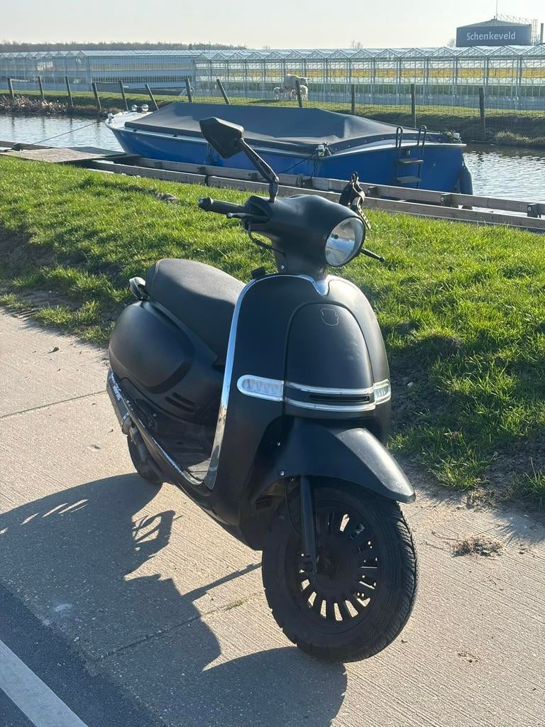 GTS Bellavista 72cc 2018, Ophalen, Gebruikt, Maximaal 45 km/u, 72 cc