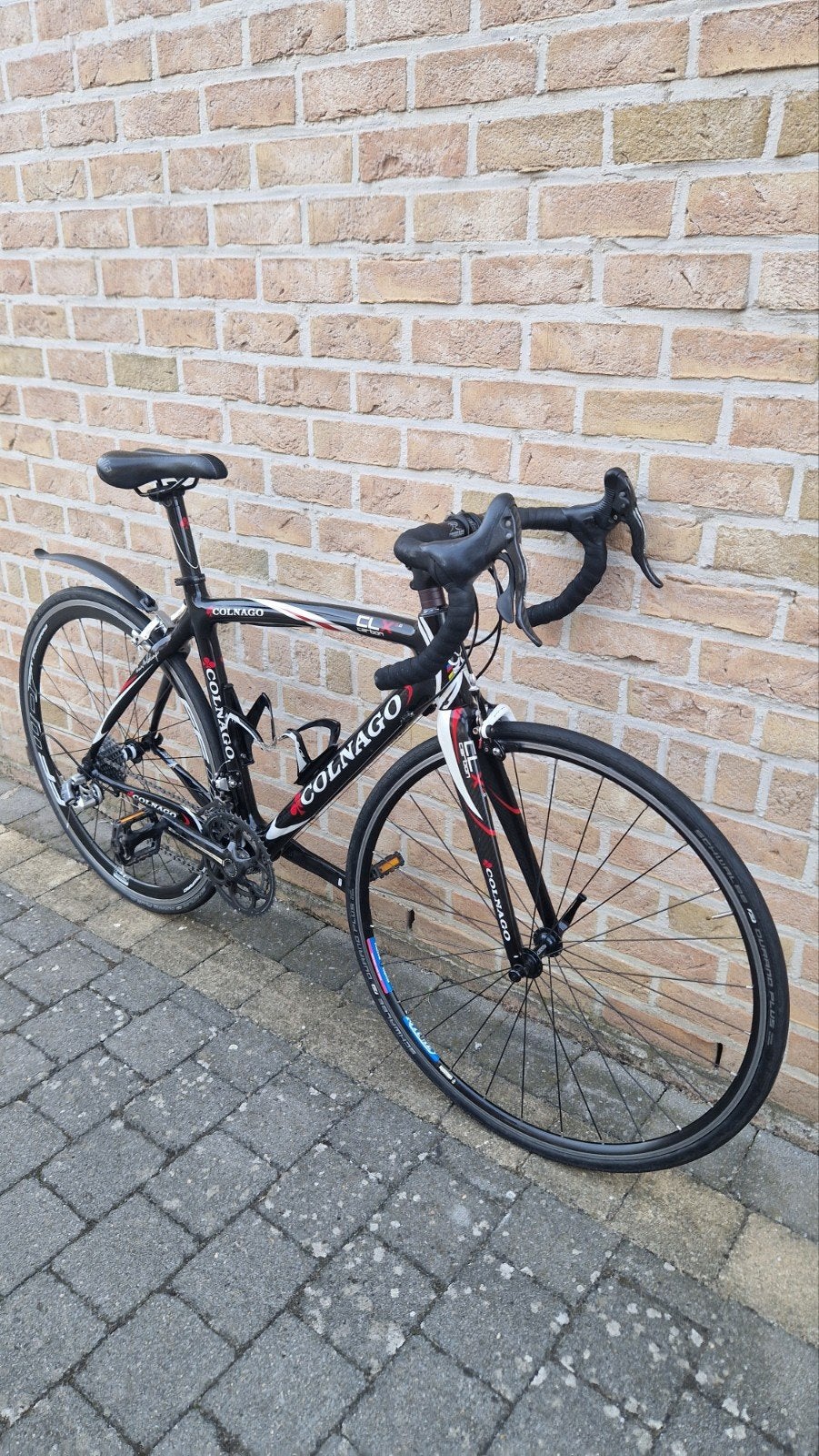 Colnago CLX 2.0 Carbon Racefiets 
Specificaties:
Frame: Voll, Fietsen en Brommers, Gebruikt, Carbon, Minder dan 49 cm, Meer dan 20 versnellingen