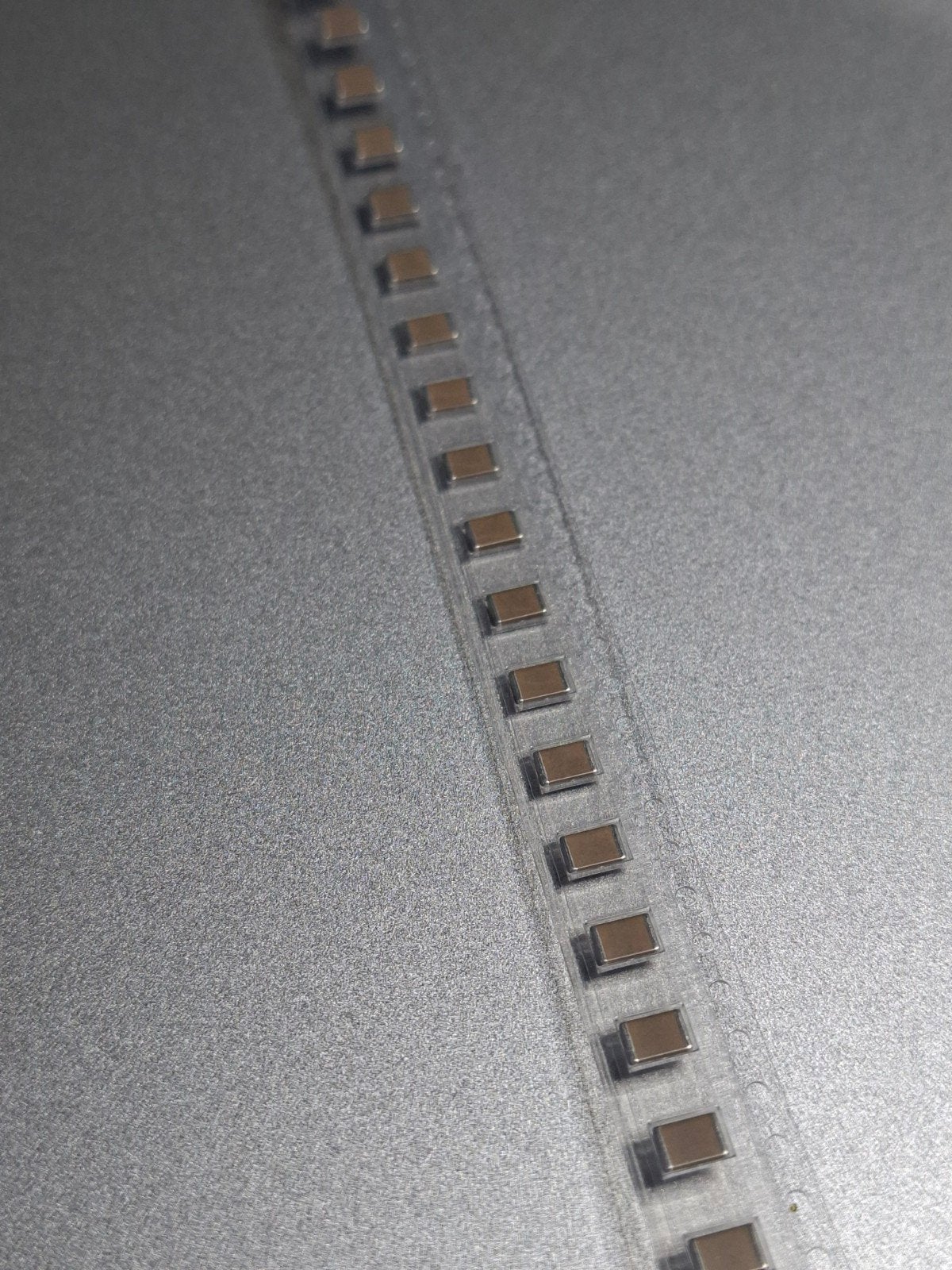 SMD ceramische condensator 10nF 1000V X5R 10% 1812 behuizing, Ophalen of Verzenden, Nieuw