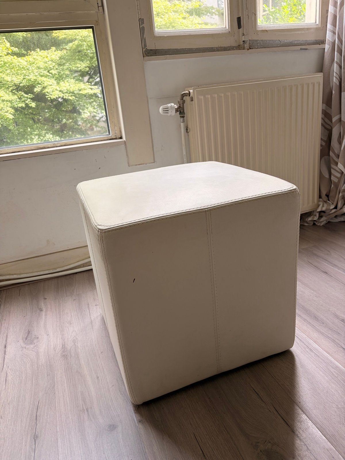 Poef - Gebruikt, 52cm, Ophalen, Gebruikt, Vierkant, Stof