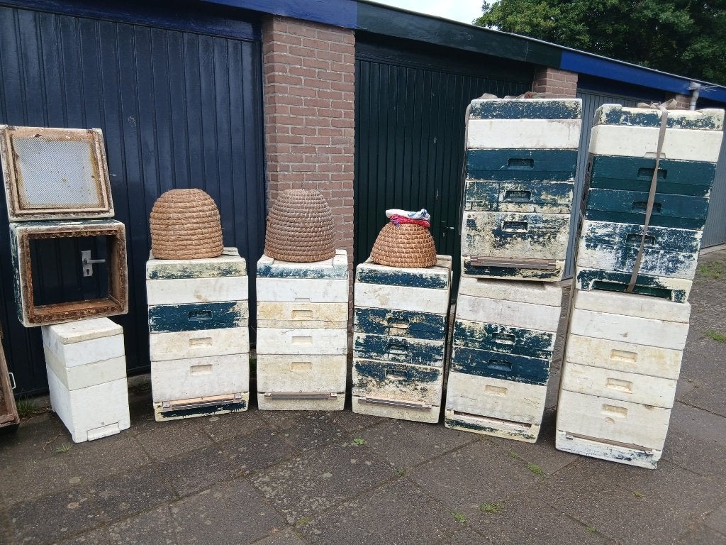 Bijenkasten gebruikt, Ophalen, Gebruikt