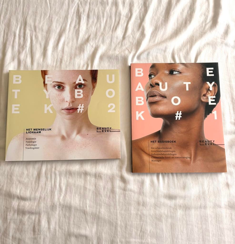 Beauty Level Boek #1 & #2, Overige vakken, Nieuw, Ophalen of Verzenden, Bespeak B.V.