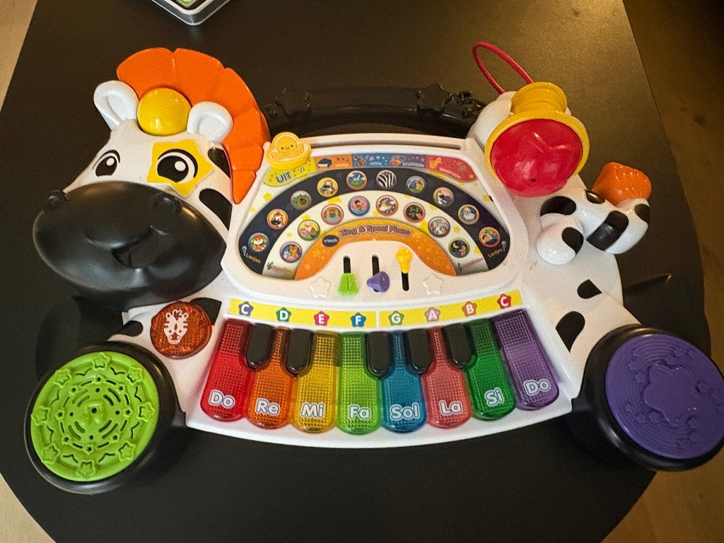 Vtech Interactieve piano met liedjes, Ophalen, Zo goed als nieuw
