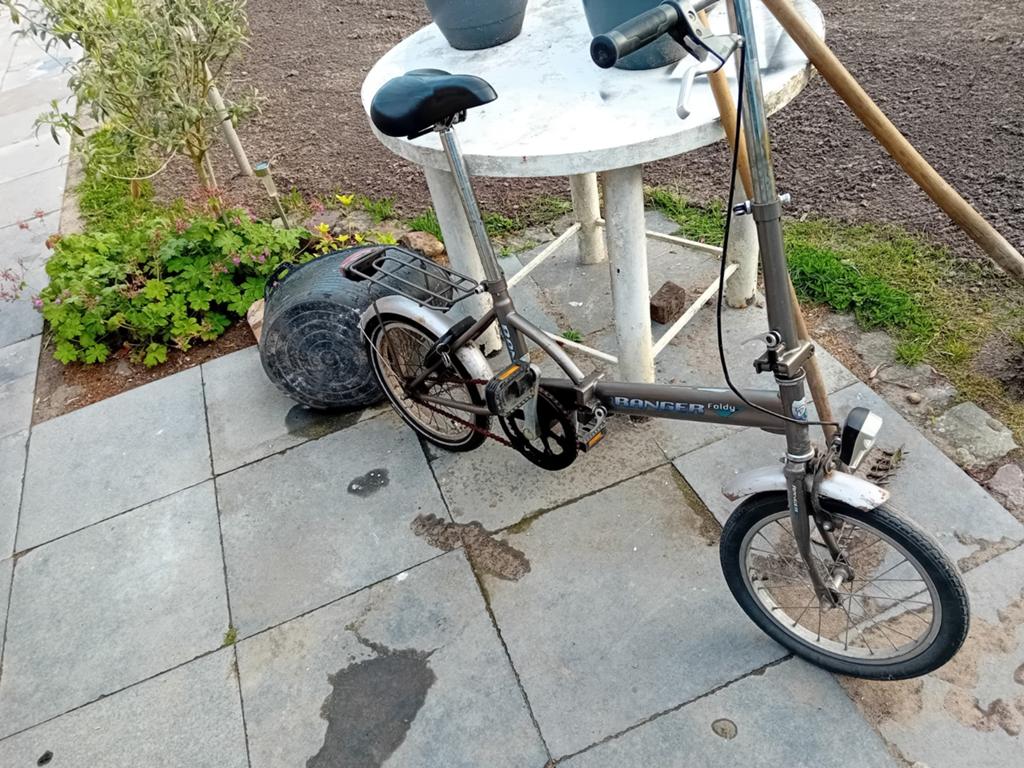 Handige opvouwbare vouwfiets - Ideaal voor woon-werkverkeer, Fietsen en Brommers, Fietsen | Vouwfietsen, Ophalen