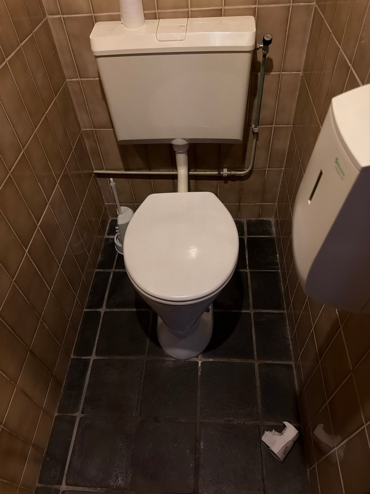 Gratis 3 stuks toiletpotten met stortbak, Ophalen, Gebruikt, Toilet