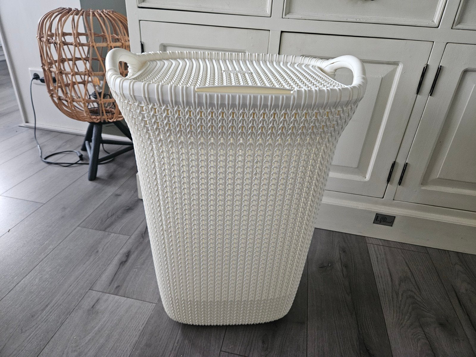 Mooie witte wasmand van curver, Ophalen of Verzenden, Zo goed als nieuw, Wit