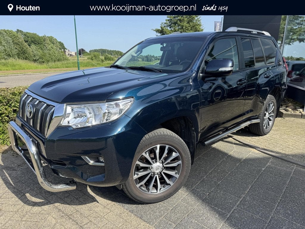 Toyota Land Cruiser 2.8 D-4D-F Challenger Window Van Super N, Stof, Gebruikt, Euro 6, 4 cilinders