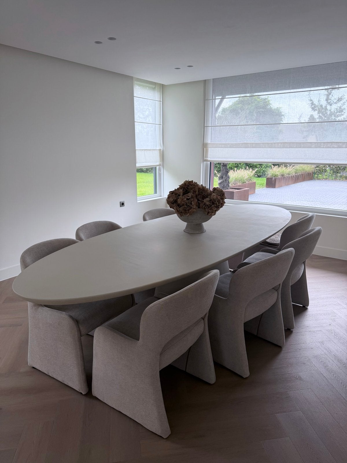 Moderne ovale eettafel met 6 stoelen, Ophalen, Overige materialen, 100 tot 150 cm, 200 cm of meer